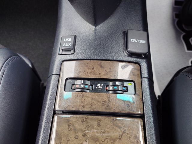 TOYOTA LEXUS HS250h 2012