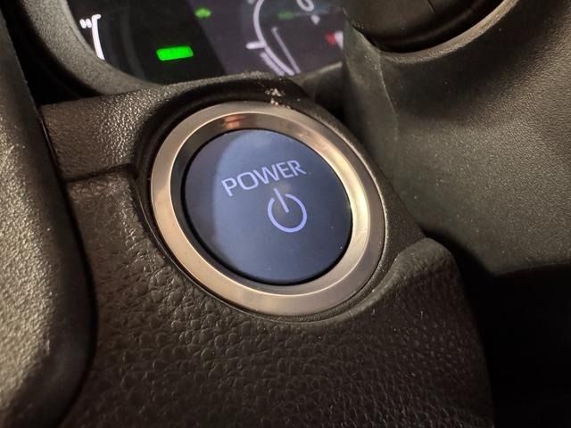 TOYOTA SIENTA HYBRID 2023