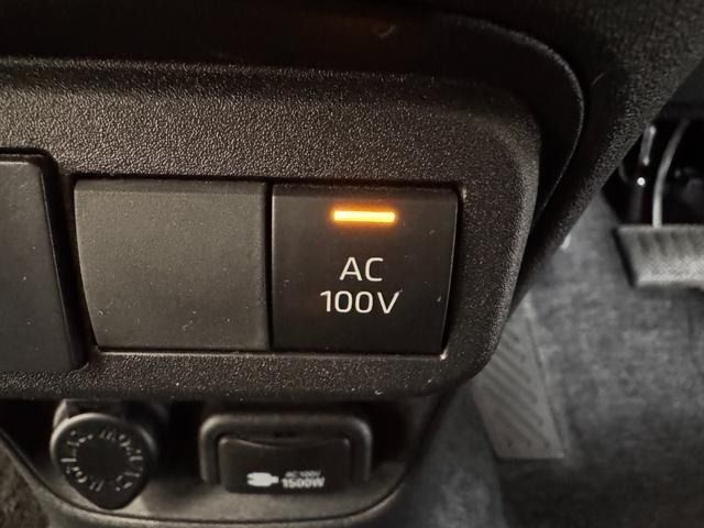 TOYOTA SIENTA HYBRID 2023