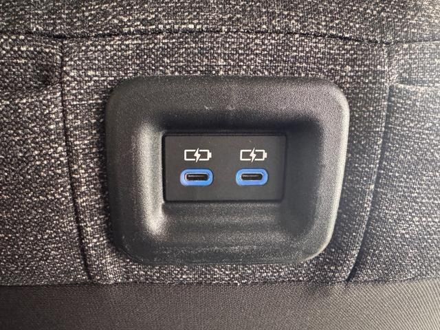 TOYOTA SIENTA HYBRID 2023