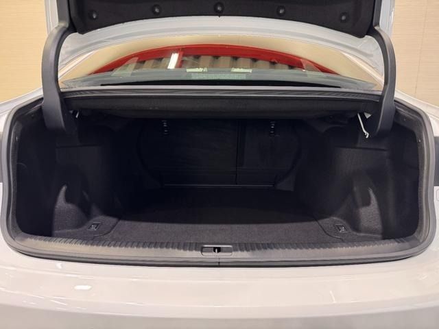 TOYOTA LEXUS IS350 2019