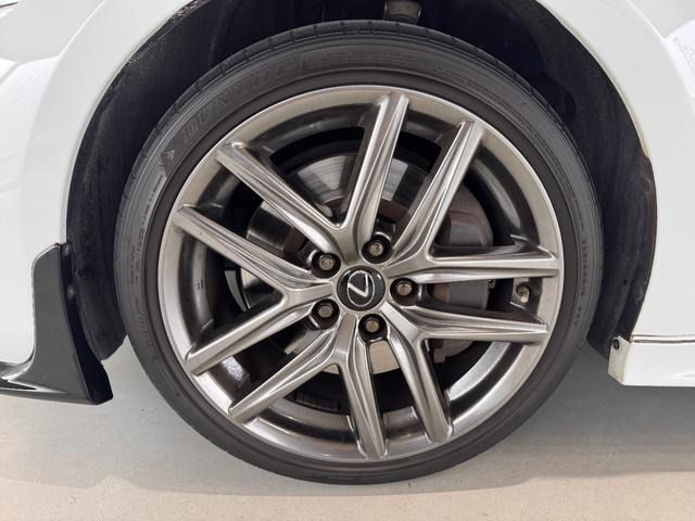 TOYOTA LEXUS IS350 2019