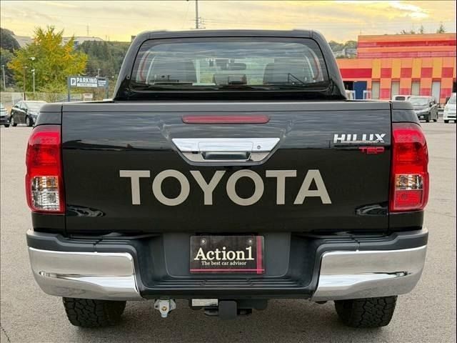 TOYOTA HILUX 4WD 2018