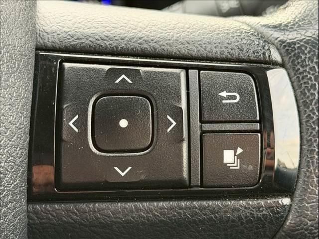 TOYOTA HILUX 4WD 2018