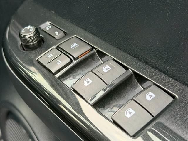 TOYOTA HILUX 4WD 2018