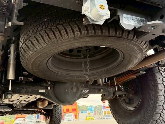 TOYOTA HILUX 4WD 2018