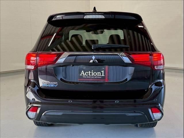 MITSUBISHI OUTLANDER PHEV 2018