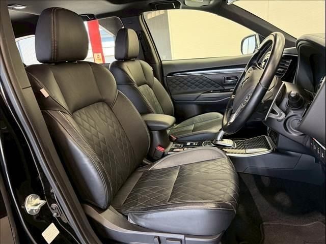 MITSUBISHI OUTLANDER PHEV 2018