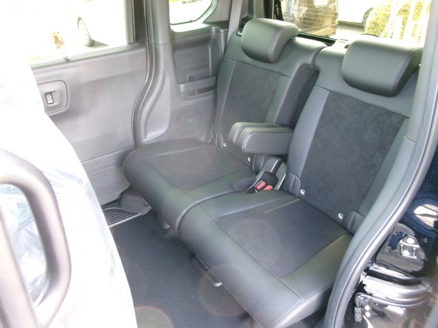 HONDA N BOX CUSTOM 4WD 2025