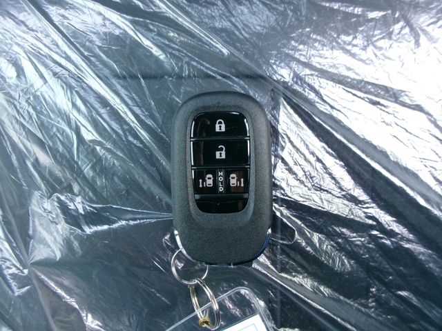 HONDA N BOX CUSTOM 4WD 2025