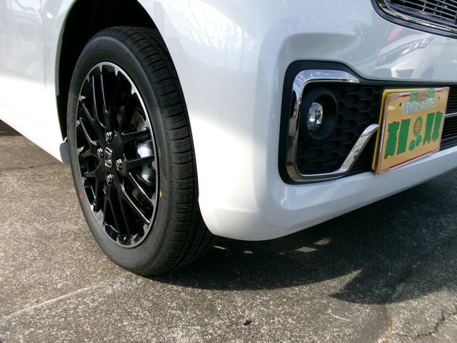 HONDA N BOX CUSTOM 2025