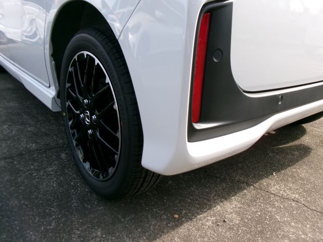 HONDA N BOX CUSTOM 2025