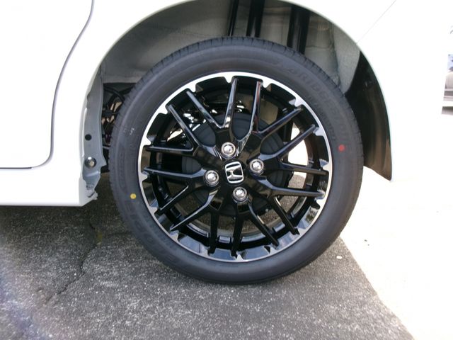 HONDA N BOX CUSTOM 2025