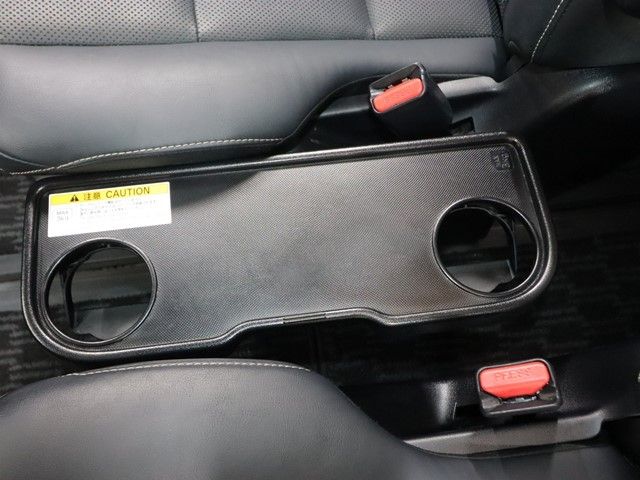 TOYOTA ESQUIRE HYBRID 2014