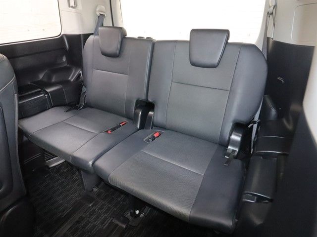 TOYOTA ESQUIRE HYBRID 2014