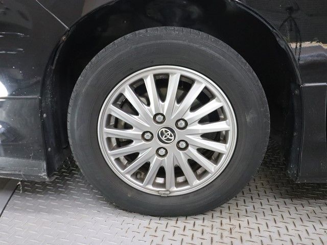 TOYOTA ESQUIRE HYBRID 2014