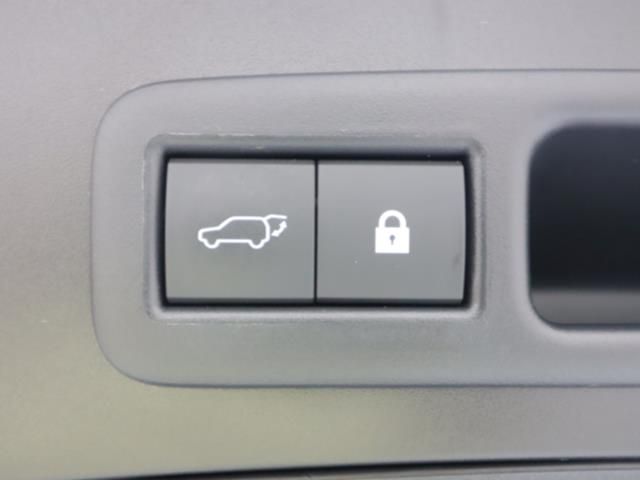 TOYOTA LEXUS UX250h 2020