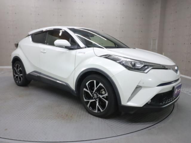 TOYOTA C-HR 2017