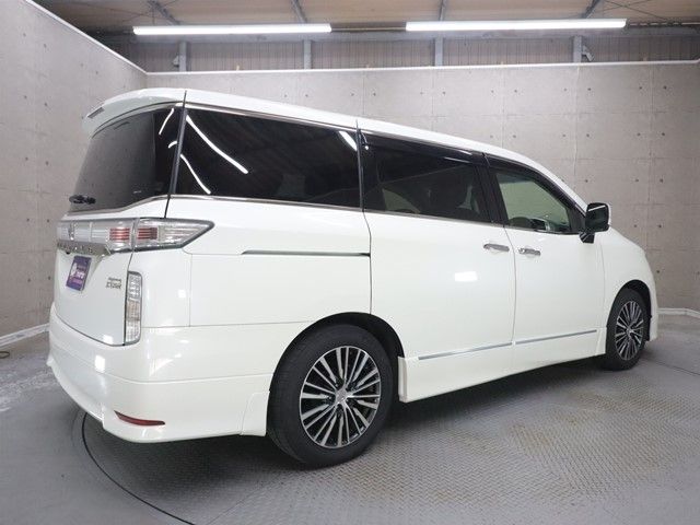 NISSAN ELGRAND 2016