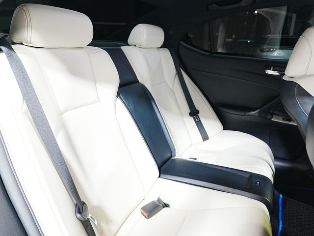 TOYOTA LEXUS IS F 2009