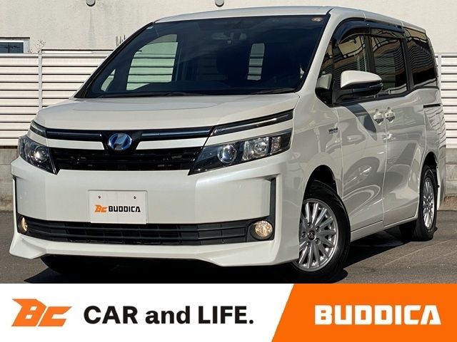 TOYOTA VOXY HYBRID 2014