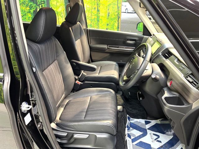 HONDA FREED HYBRID 2019