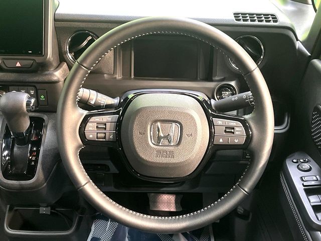 HONDA N BOX CUSTOM 2025