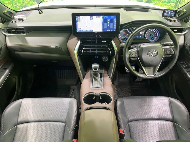 TOYOTA HARRIER HYBRID 2022