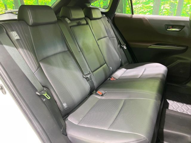 TOYOTA HARRIER HYBRID 2022