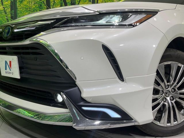 TOYOTA HARRIER HYBRID 2022