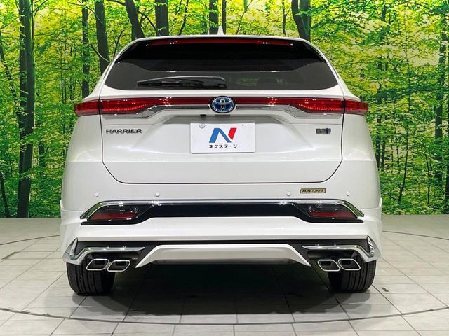 TOYOTA HARRIER HYBRID 2022