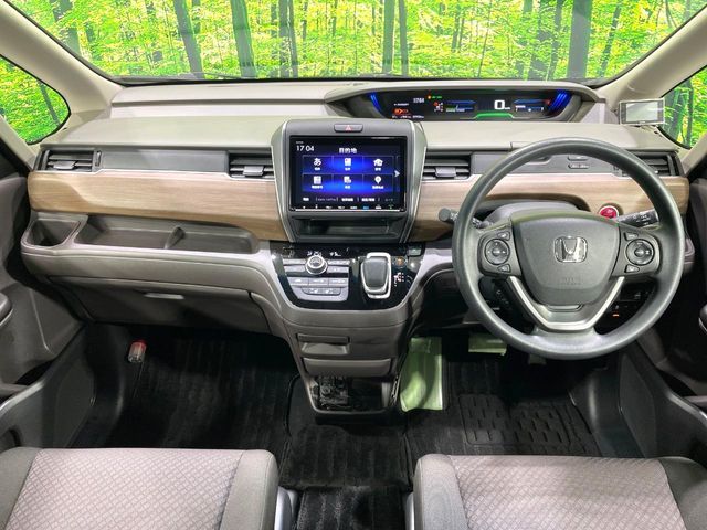 HONDA FREED plus HYBRID 2019