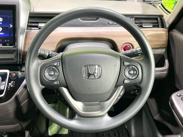 HONDA FREED plus HYBRID 2019