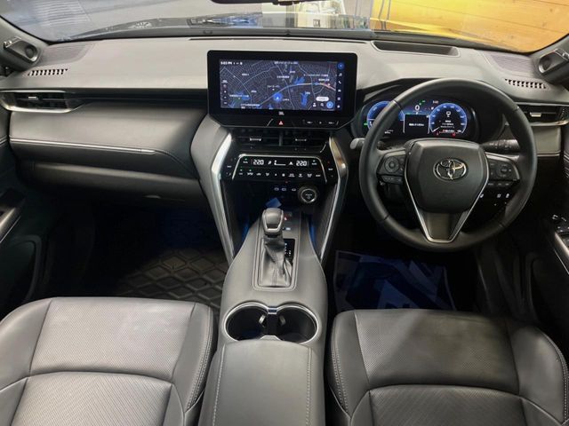 TOYOTA HARRIER HYBRID 2025
