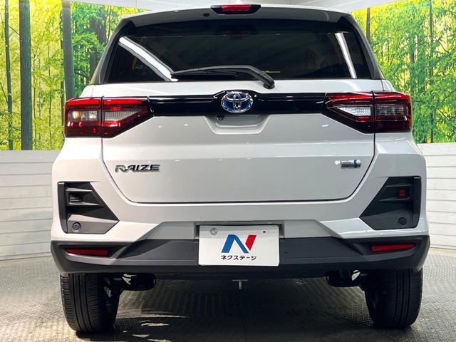 TOYOTA RAIZE HYBRID 2022