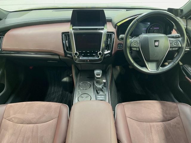 TOYOTA CROWN sedan hybrid 2018