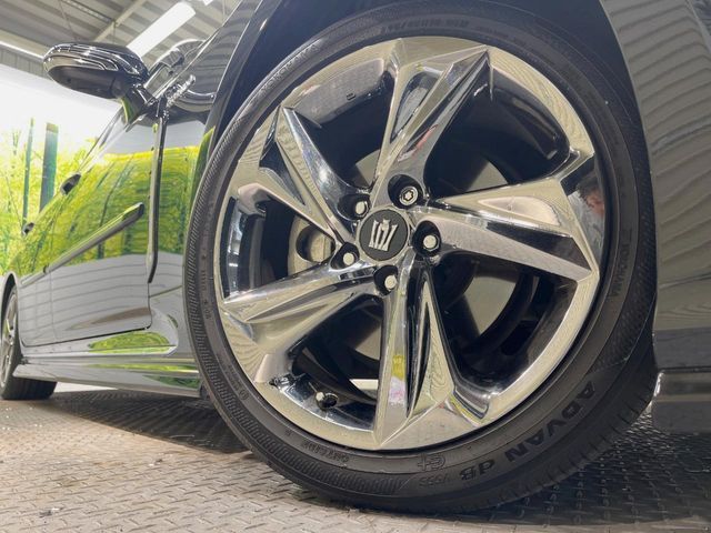 TOYOTA CROWN sedan hybrid 2018