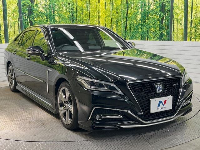 TOYOTA CROWN sedan hybrid 2018