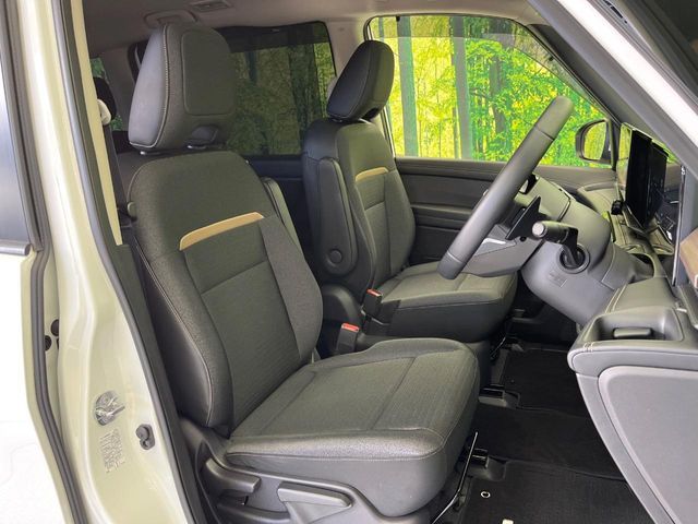 NISSAN SERENA  WG 2023