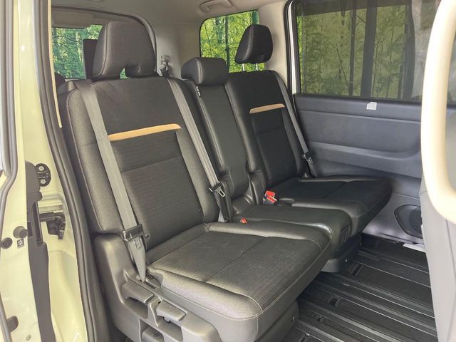 NISSAN SERENA  WG 2023