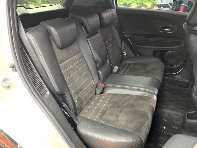 HONDA VEZEL HYBRID 2016