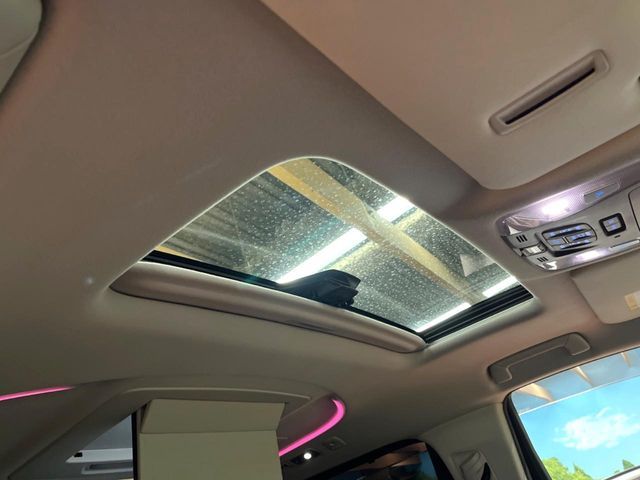 TOYOTA VELLFIRE 2020