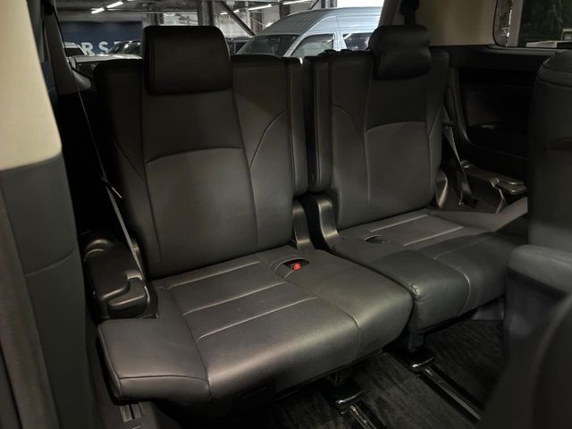 TOYOTA VELLFIRE 2020