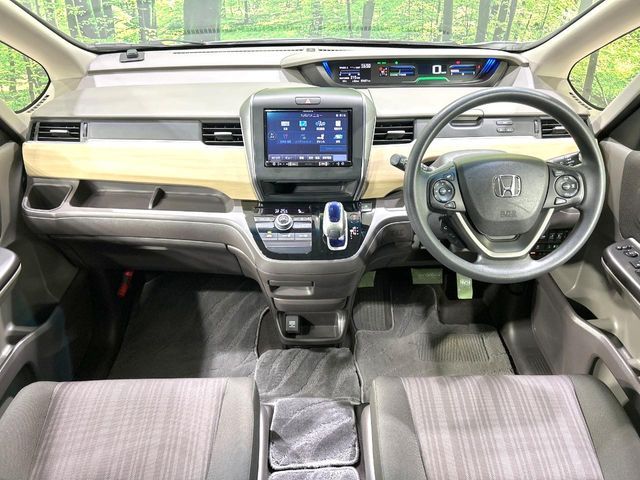 HONDA FREED HYBRID 2019