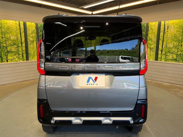 MITSUBISHI DELICA MINI 2024