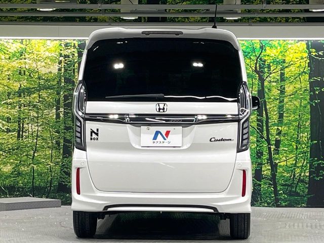 HONDA N BOX CUSTOM 2018