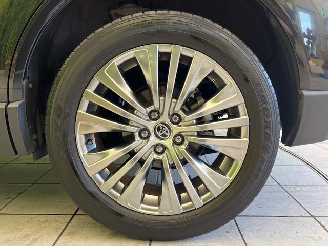 TOYOTA HARRIER 2WD 2020