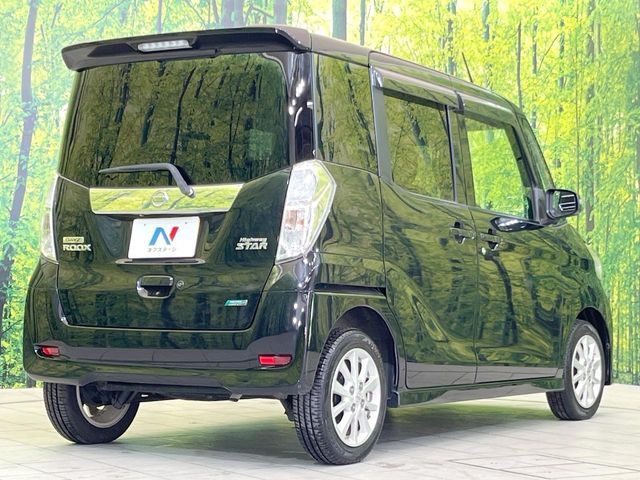 NISSAN DAYZ ROOX 2015