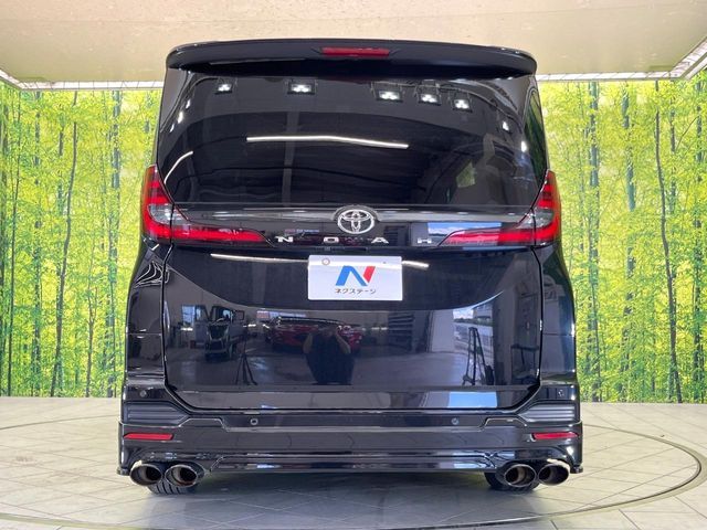 TOYOTA NOAH 2022