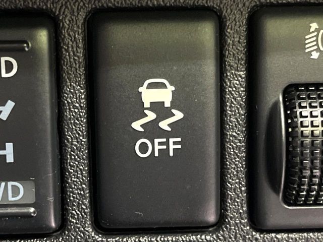 NISSAN MARCH  4WD 2017